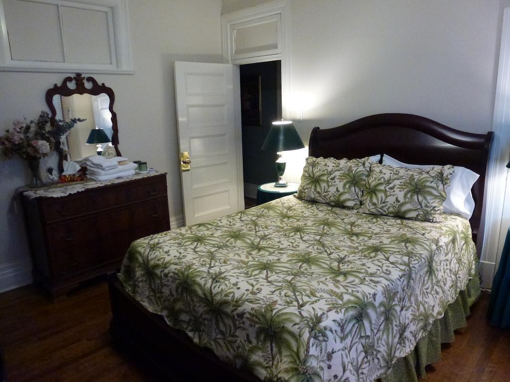 Auberge King Edward Bed And Breakfast Ottawa Room photo